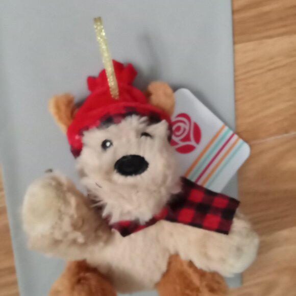 Gifts - Picture 4 of 6